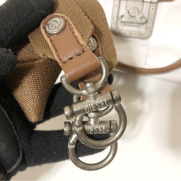 Authentic Diesel White Canvas Leather Distress Hardware Handbag Shoulder Bag - Picture 11 of 13